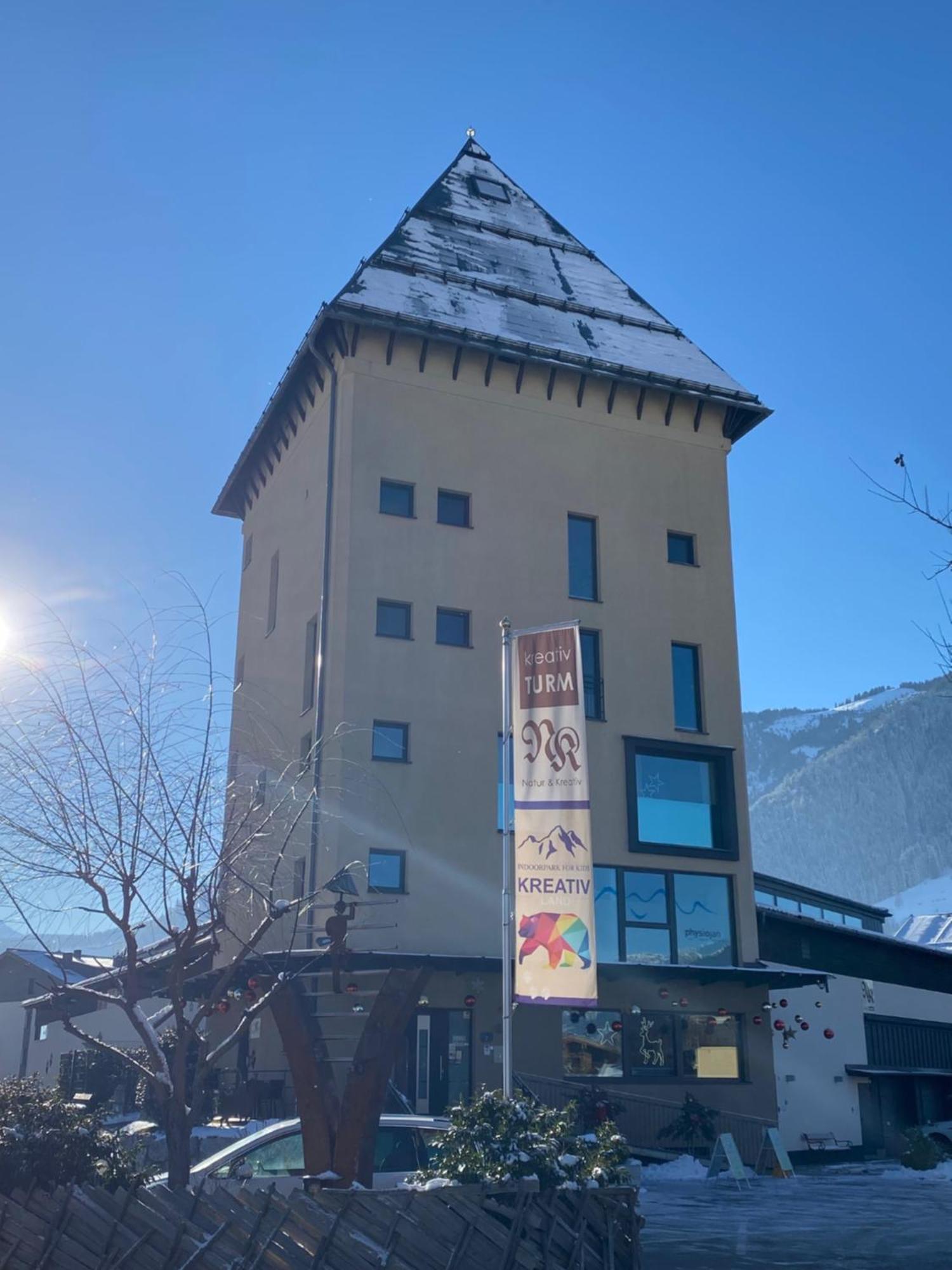 Loft Im Turm Apartment Maishofen Exterior photo